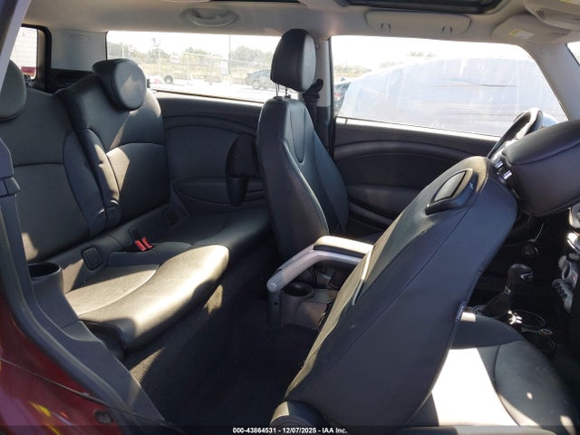 2009 MINI COOPER CLUBMAN WMWML33589TX33665 Photo 7