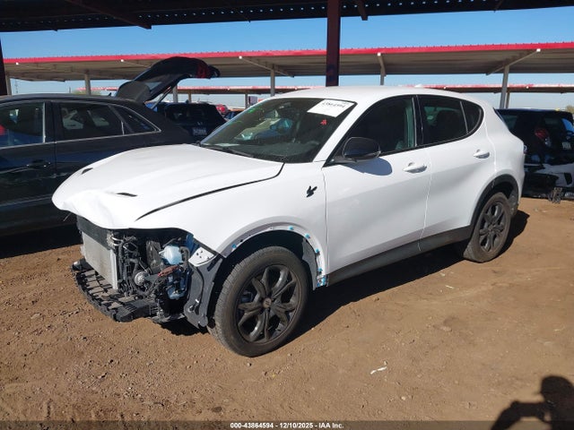 2023 Dodge Hornet Gt Awd მანქანა იყიდება აუქციონზე, vin: ZACNDFAN3P3A04126, აუქციონის ნომერი: 43864594