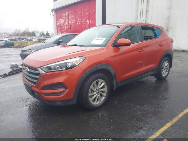 KM8J23A49GU238977 Hyundai TUCSON SE