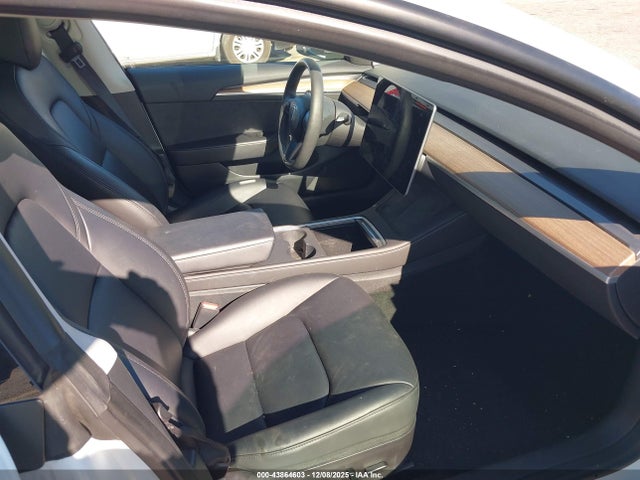 2023 TESLA MODEL 3 5YJ3E1EA6PF479414 Photo 4