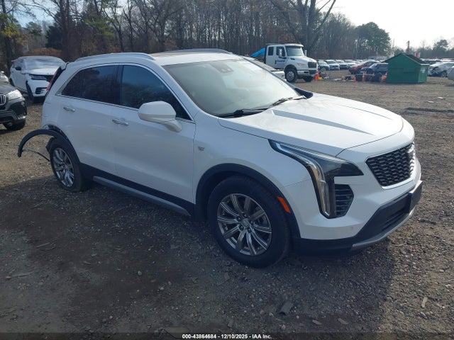 2019 CADILLAC XT4 1GYFZDR49KF120158 Photo 0