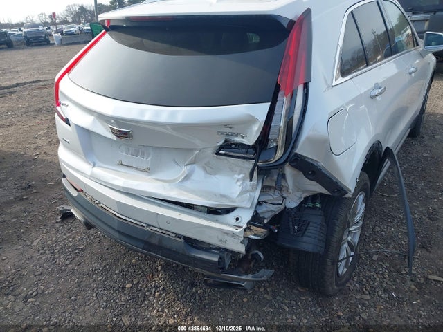 2019 CADILLAC XT4 1GYFZDR49KF120158 Photo 5