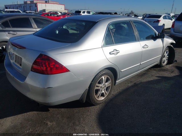 2006 HONDA ACCORD SDN 1HGCM56726A008673 Photo 3