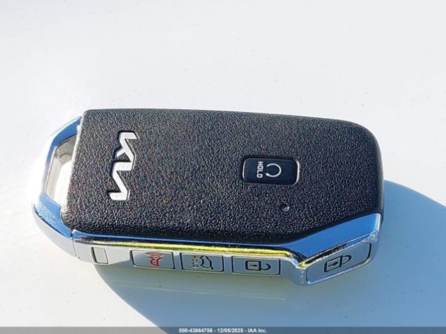 2022 KIA SORENTO 5XYRK4LF5NG121861 Photo 10