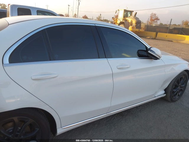 Mercedes-Benz C 300 2016 55SWF4JB4GU127263 Image 13
