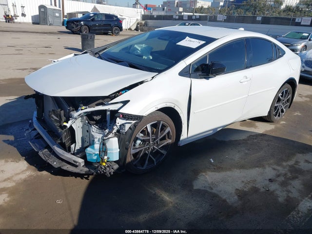 JTDACACU7S3047057 Toyota Prius Plug-in Hybrid Xse