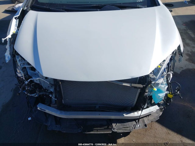 JTDACACU7S3047057 Toyota Prius Plug-in Hybrid Xse