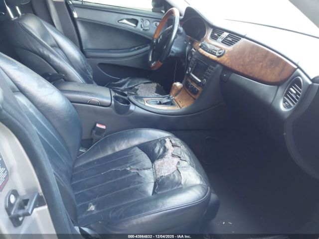 2006 MERCEDES-BENZ CLS 500 WDDDJ75X26A035418 Photo 4
