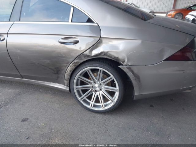 2006 MERCEDES-BENZ CLS 500 WDDDJ75X26A035418 Photo 5
