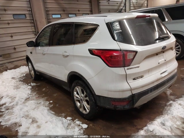 2019 FORD ESCAPE 1FMCU9GD5KUA68591 Photo 2