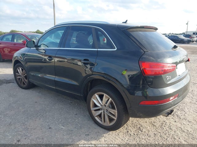2017 AUDI Q3 WA1JCCFS7HR008832 Photo 2