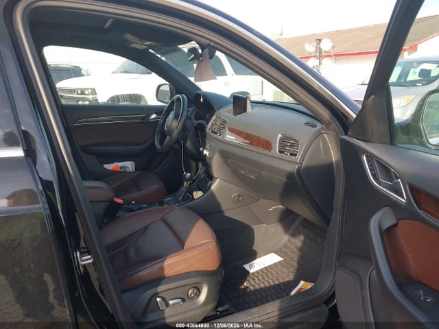 2017 AUDI Q3 WA1JCCFS7HR008832 Photo 4