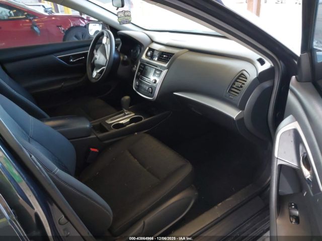 2017 NISSAN ALTIMA 1N4AL3AP3HC493214 Photo 4