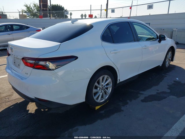 4T1R11AK8PU135591 Toyota CAMRY LE