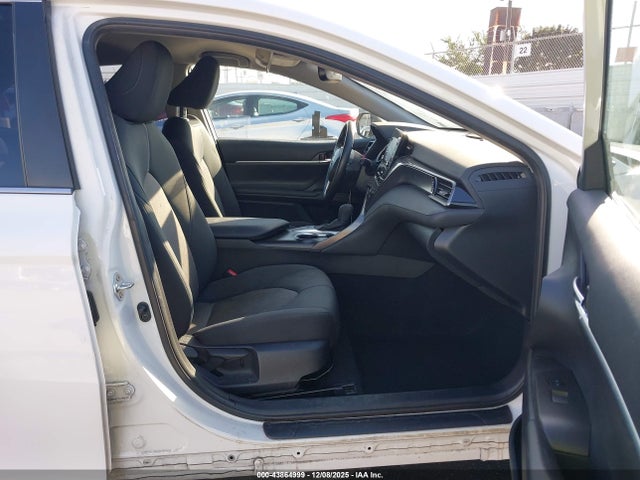 4T1R11AK8PU135591 Toyota CAMRY LE
