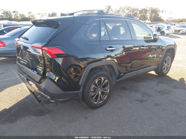 2024 TOYOTA RAV4 HYBRID JTMD6RFV0RD126047 Photo 3
