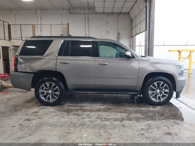 1GNSKBKC9JR166964 Chevrolet Tahoe Lt