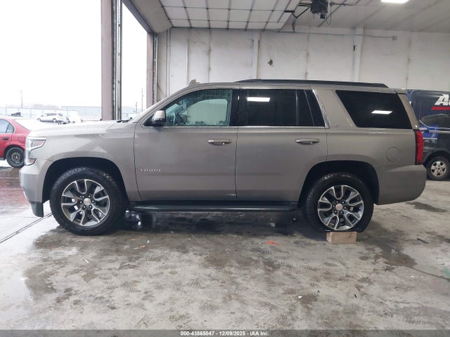 1GNSKBKC9JR166964 Chevrolet Tahoe Lt