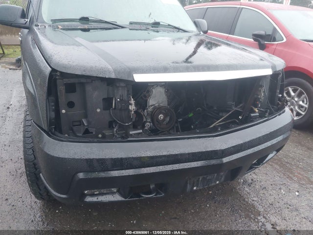 2005 CADILLAC ESCALADE EXT 3GYEK62N75G280881 Photo 5