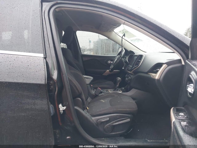 2017 JEEP CHEROKEE 1C4PJMCS2HW599671 Photo 4