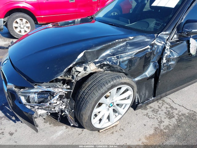 2018 BMW 320I WBA8E1G53JNU93511 Photo 5