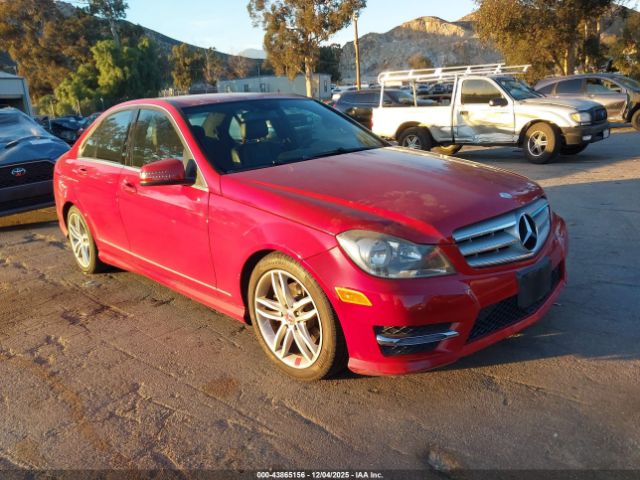 2013 MERCEDES-BENZ C 250 WDDGF4HB5DA795059