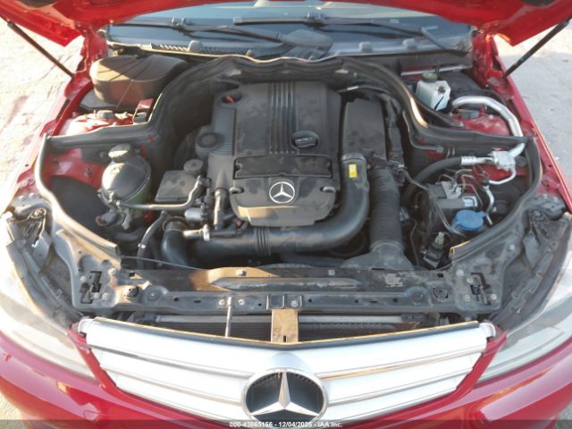 2013 MERCEDES-BENZ C 250 WDDGF4HB5DA795059 Photo 9