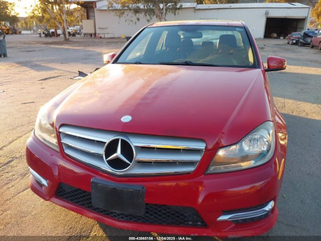 2013 MERCEDES-BENZ C 250 WDDGF4HB5DA795059 Photo 5