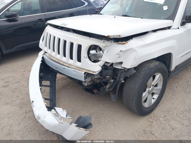 Jeep Patriot Latitude 2016 1C4NJRFB9GD638072 Image 6