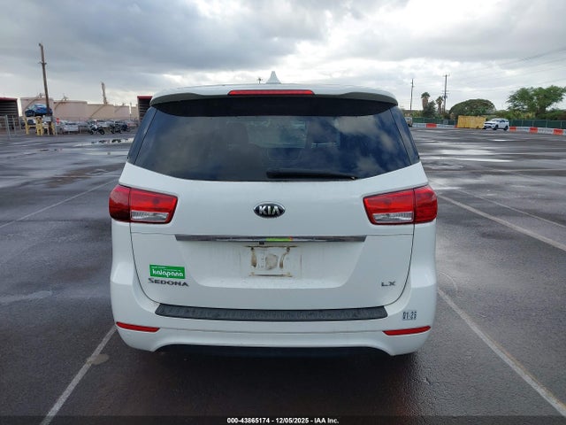 KIA SEDONA LX 2018 KNDMB5C15J6378858 Image 16