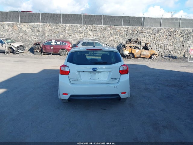 Subaru Impreza 2.0i 2016 JF1GPAA63G8240941 Image 16