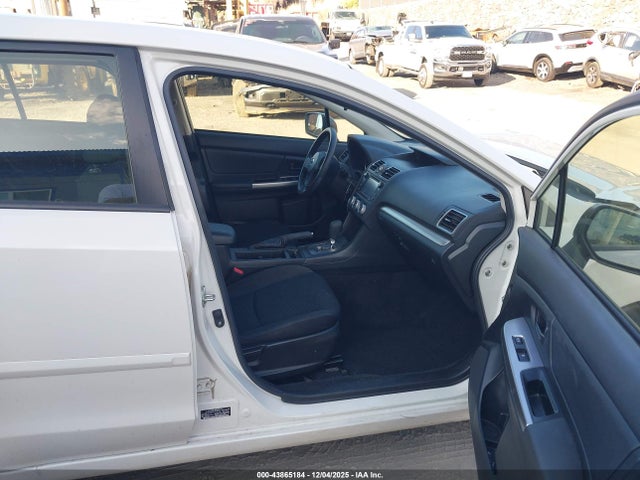 Subaru Impreza 2.0i 2016 JF1GPAA63G8240941 Image 5