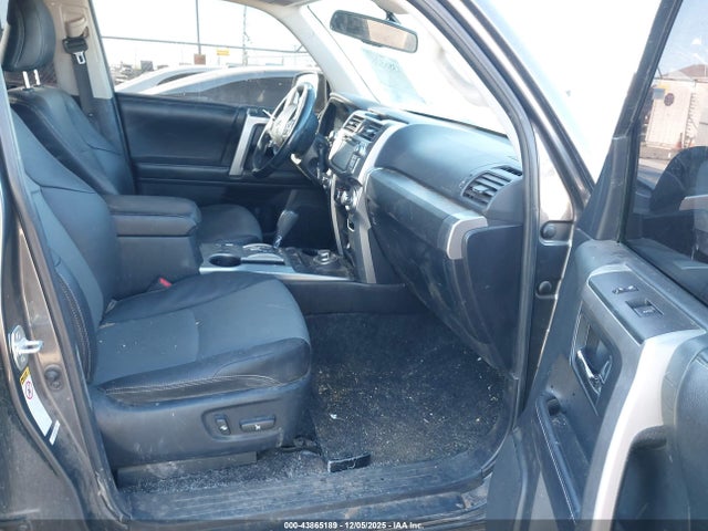 2019 TOYOTA 4RUNNER JTEBU5JR5K5702257 Photo 4