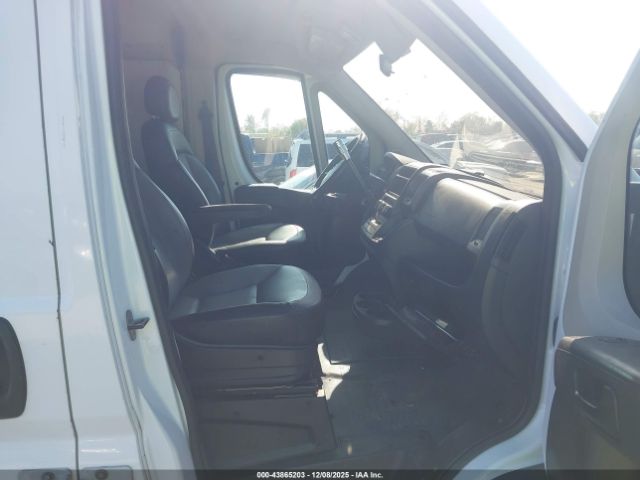 2017 RAM PROMASTER 2500 3C6TRVDG8HE512722 Photo 4