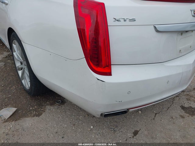 43865283 :رقم المزاد ، 2G61M5S33H9121767 vin ، 2017 Cadillac Xts Luxury مزاد بيع