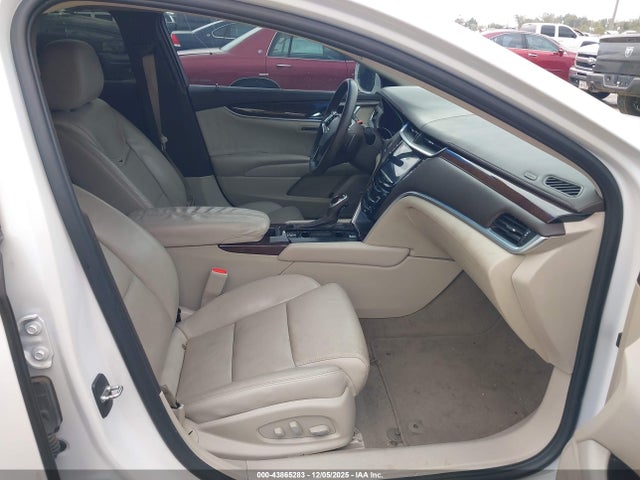 43865283 :رقم المزاد ، 2G61M5S33H9121767 vin ، 2017 Cadillac Xts Luxury مزاد بيع