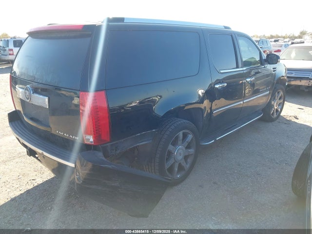 2008 CADILLAC ESCALADE ESV 1GYFK66888R261141 Photo 3