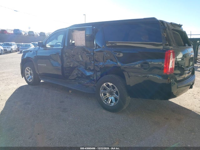Chevrolet Suburban 1500 Lt 2015 1GNSKJKC0FR626482 Image 3