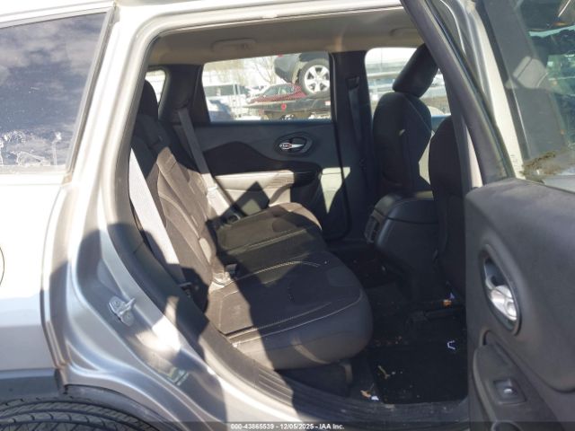 2015 JEEP CHEROKEE 1C4PJLCS3FW537042 Photo 7