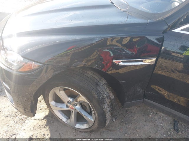 2020 JAGUAR F-PACE SADCJ2FXXLA629858 Photo 5