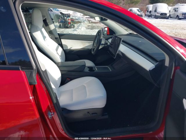 2022 TESLA MODEL Y 7SAYGDEF5NF377146 Photo 4