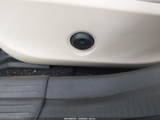 2015 MERCEDES-BENZ GLA 250 WDCTG4GB3FJ089759 Photo 8