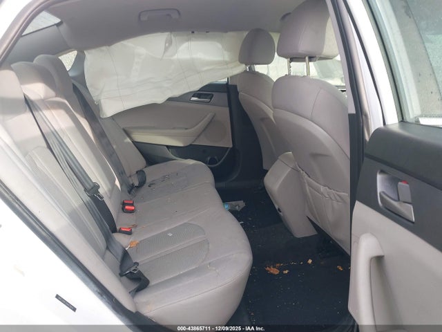 5NPE24AF2JH623859 Hyundai SONATA SE