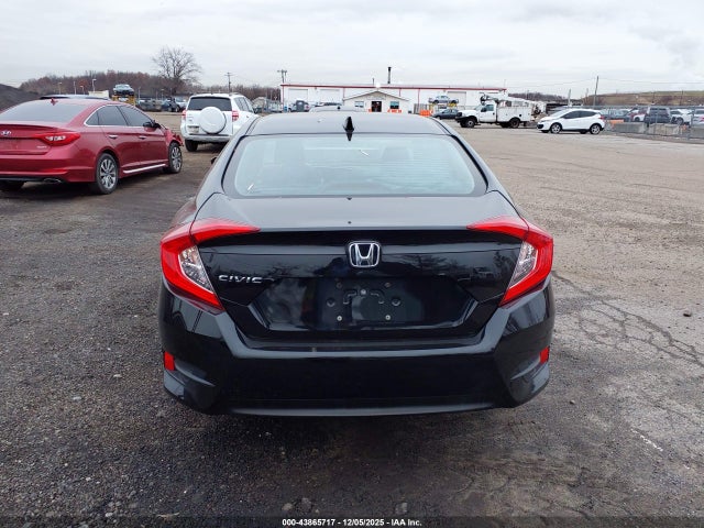 Auction sale of the 2018 Honda Civic Ex, vin: 2HGFC2F79JH564830, lot number: 43865717