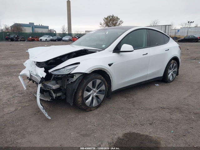 2022 TESLA MODEL Y 7SAYGAEEXNF337117 Photo 1