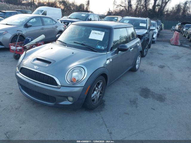 2008 MINI COOPER S WMWMF73548TV36392 Photo 1