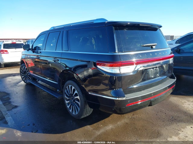5LMJJ3TG3PEL04702 Lincoln Navigator Black Label L