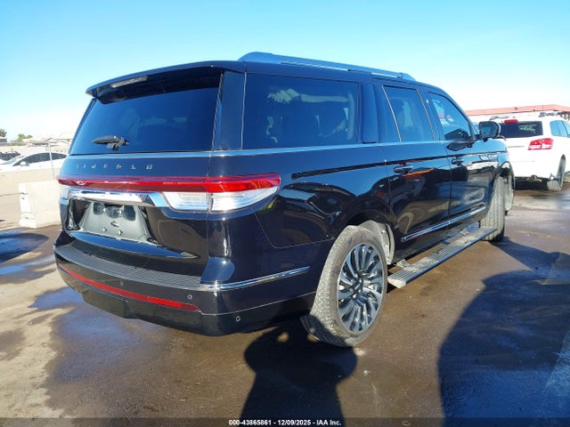 5LMJJ3TG3PEL04702 Lincoln Navigator Black Label L