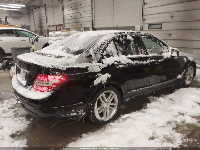 2014 MERCEDES-BENZ C 250 WDDGF4HB1ER309401 Photo 3