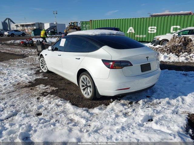 2022 TESLA MODEL 3 5YJ3E1EA5NF321322 Photo 2